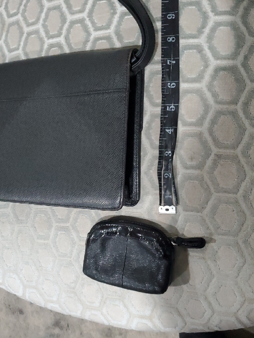 Louis Vuitton Taiga Leather Selenga Clutch with Silver-Tone Lock - Picture 12 of 17